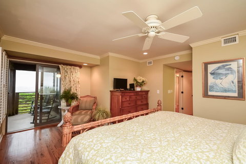 4320 Windswept Villa - LBG 12