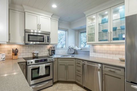 4550 Parkside Villa - LBG 3