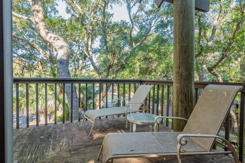 4550 Parkside Villa - LBG 15