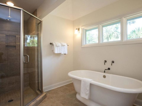 129 Turnberry Drive - LBG 4