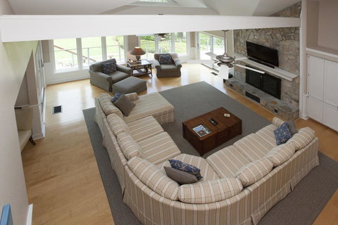 129 Turnberry Drive - LBG 26