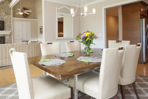 129 Turnberry Drive - LBG 25