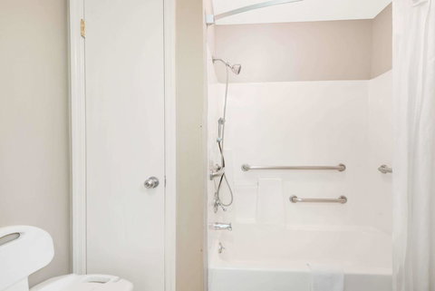 Super 8 By Wyndham Chattanooga Ooltewah - LBG 21