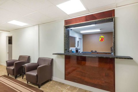 Super 8 By Wyndham Chattanooga Ooltewah - LBG 10