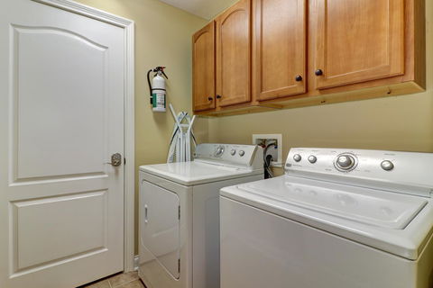 Four Birds Cove - LBG 17