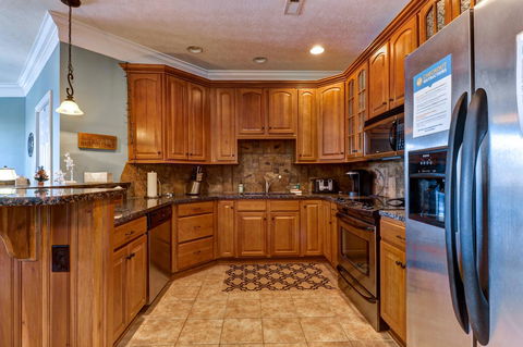 Four Birds Cove - LBG 8