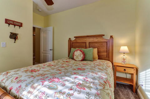 Four Birds Cove - LBG 29