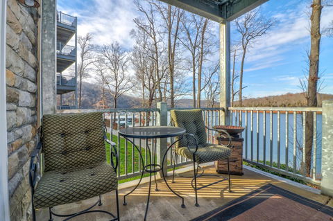 Four Birds Cove - LBG 5