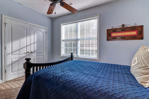 Four Birds Cove - LBG 13