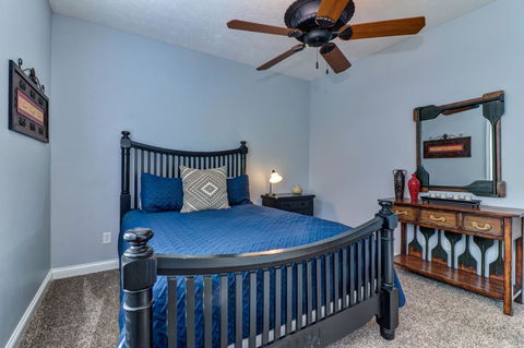 Four Birds Cove - LBG 28