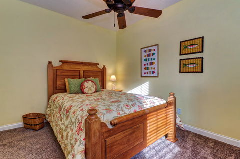 Four Birds Cove - LBG 15