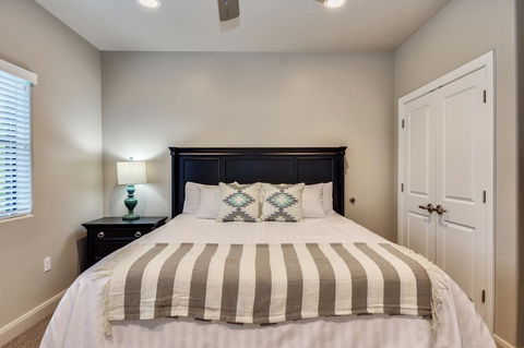 Watchman Villas - LBG 10