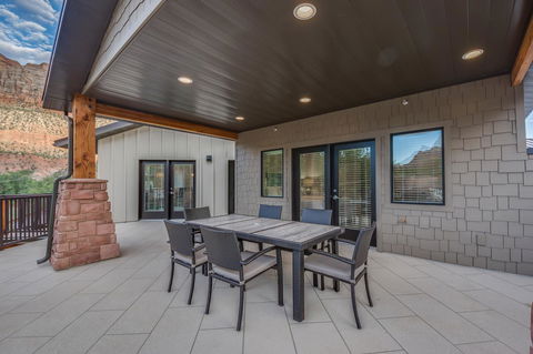 Watchman Villas - LBG 6