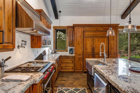 Deer Valley La Maconnerie Ski-In/Ski-Out Townhouse - LBG 1