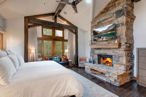 Deer Valley La Maconnerie Ski-In/Ski-Out Townhouse - LBG 9