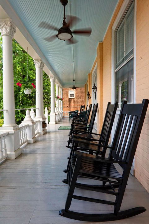 200 South Street Inn - LBG 0