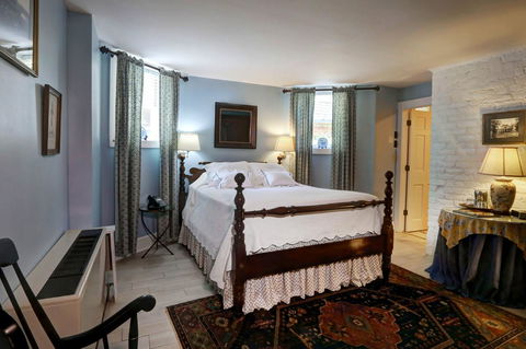 200 South Street Inn - LBG 4