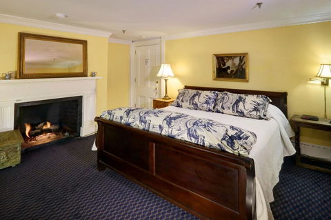 200 South Street Inn - LBG 12