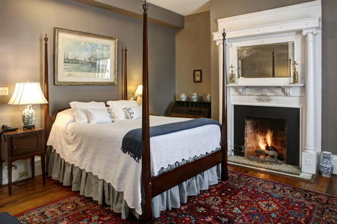 200 South Street Inn - LBG 9