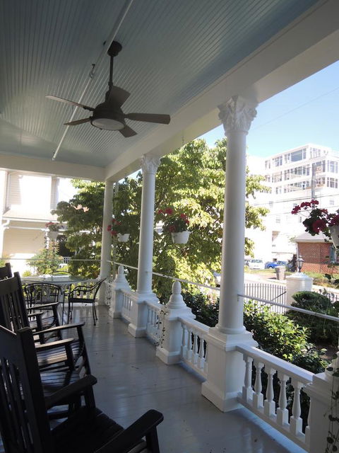 200 South Street Inn - LBG 37