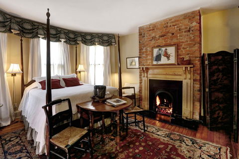 200 South Street Inn - LBG 20