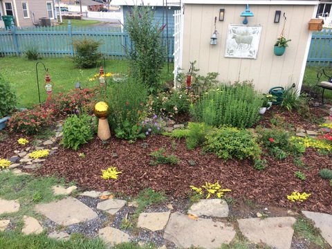 Peabody's 'Hip Little Stay' B&B - LBG 36