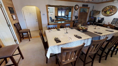 Harmony Hill Bed And Breakfast - LBG 17