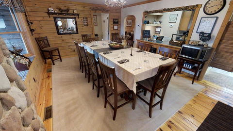 Harmony Hill Bed And Breakfast - LBG 18