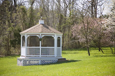 Harmony Hill Bed And Breakfast - LBG 16