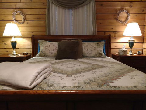 Harmony Hill Bed And Breakfast - LBG 44