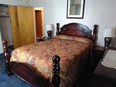 The Cardinal Inn - LBG 44