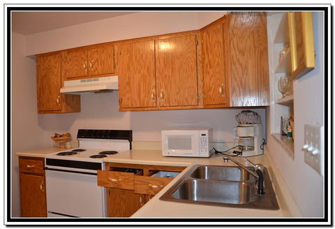 The Cardinal Inn - LBG 33
