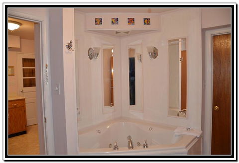 The Cardinal Inn - LBG 5