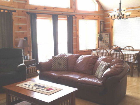 A Papa Bears River Cabin - LBG 7