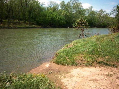 A Papa Bears River Cabin - LBG 19