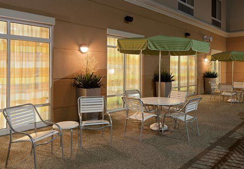 Fairfield Inn & Suites Lewisburg - LBG 12