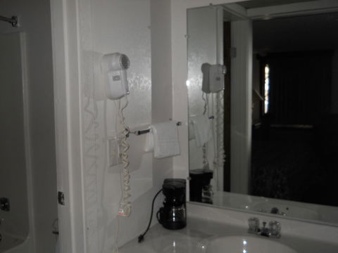 Value Inn Motel Kenosha-Bristol - LBG 13