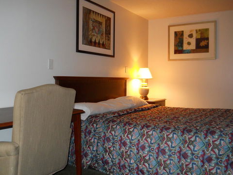 Value Inn Motel Kenosha-Bristol - LBG 4