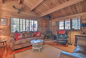 Book Pine Mountain Club Accommodation Vacations LBG LBG