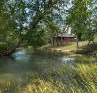 'The Mill House' Creekfront Cabin Near Chattanooga