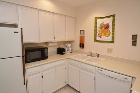 210 Cooper Unit 2D - LBG 3