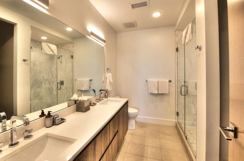 3Br/3Ba Modern Residence In Canyons Village Condo - LBG 1