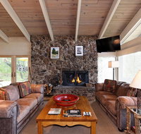 46 Creek Ln House