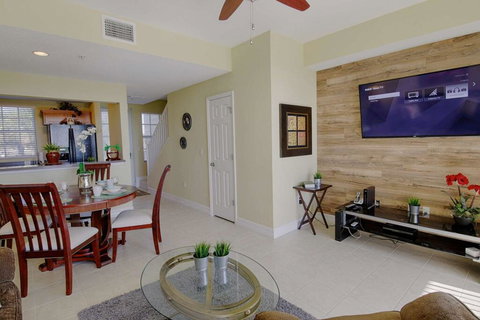 573 Little Harbor - LBG 1