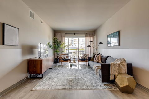 Abode Marina Del Rey 2-Bedroom +Pool/Gym/Spa (11305) - LBG 0