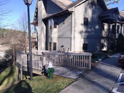 Adironacks #1 Condo - LBG 0