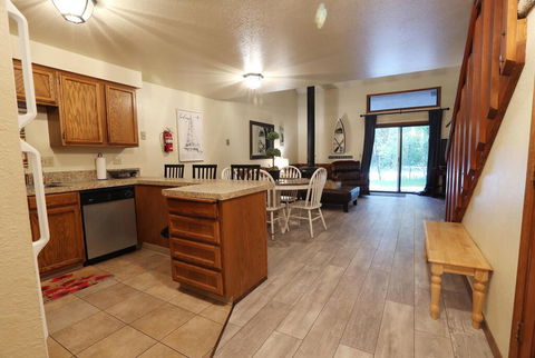 Aspens Grove - Charming Condo - Seasonal Pool - Close To Davis Beach And Local Parks - LBG 3