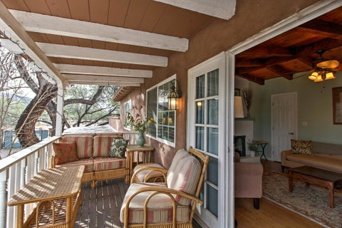 Balcony Studio Suite On Tucson Equestrian Estate! - LBG 1