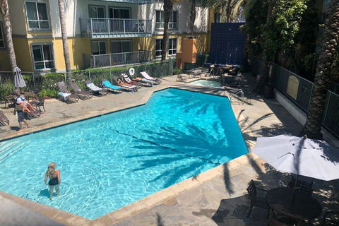 Beachwood Penthouse Style Spectacular Ocean Views Venice Beach CA - LBG 2