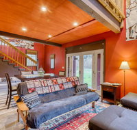 Berry Glen Redwood Park Loft
